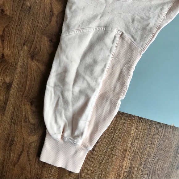 Young, Fabulous & Broke Peach Cropped Ankle Joggers Sweatpants Medium - Picture 8 of 9